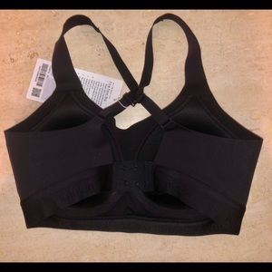 Lululemon Fine Form Bra 32D NWT Black